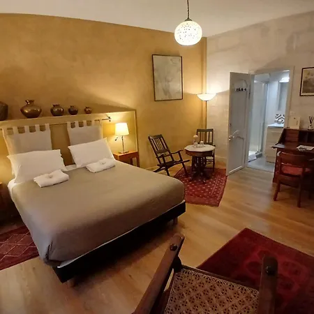 La Résidence Des Indes Couette-café La Rochelle (Charente-Maritime)