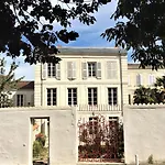 Des Indes 4*