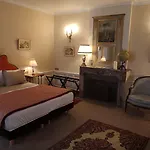 Des Indes Bed & Breakfast 4*