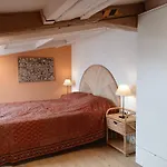 Des Indes 4*