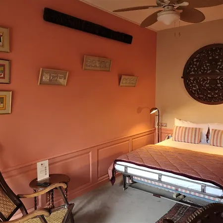 Des Indes Bed & Breakfast La Rochelle (Charente-Maritime)