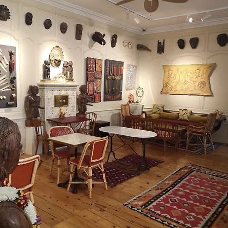 La Des Indes Oda ve Kahvaltı