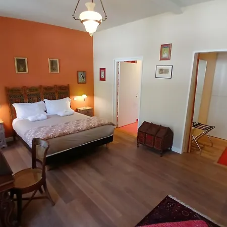 Des Indes Bed & Breakfast La Rochelle (Charente-Maritime)