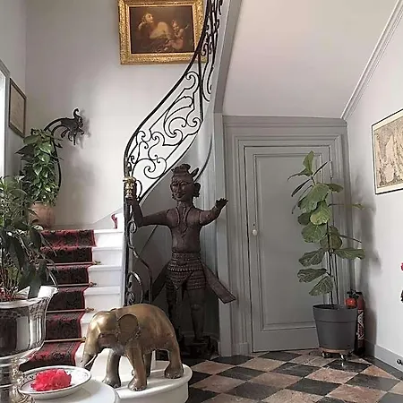 Des Indes Lägenhet *