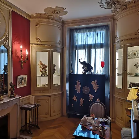 Des Indes Bed & Breakfast 4*